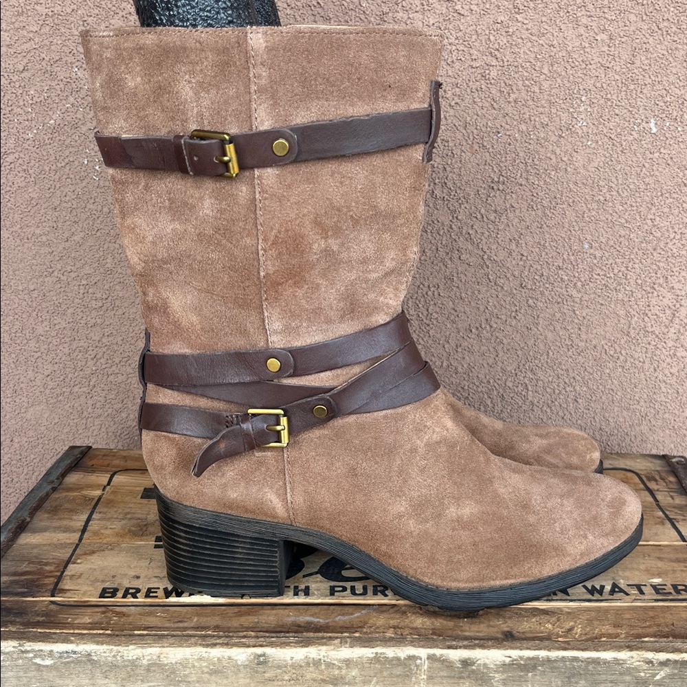 Bandolino Tan Suede Heeled Boots with Buckle Straps